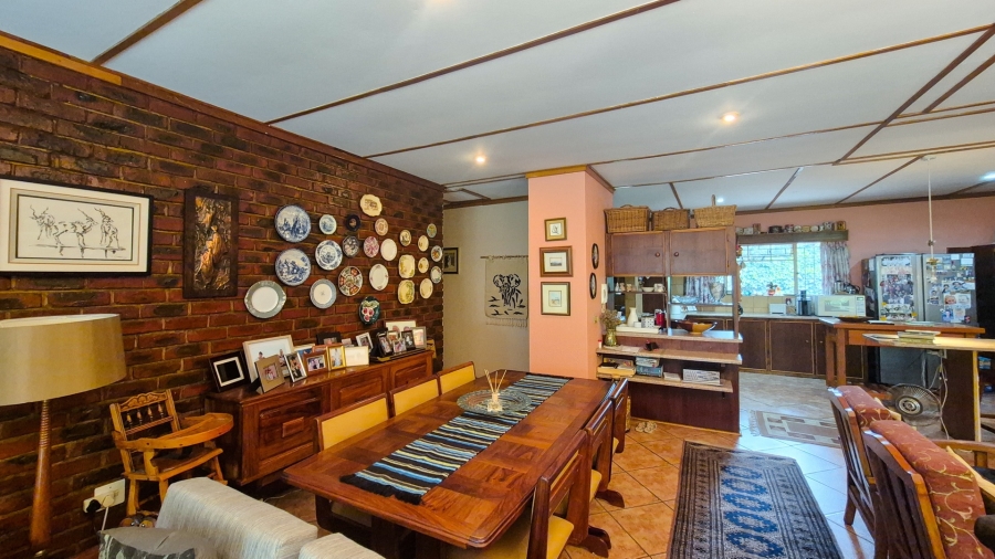 3 Bedroom Property for Sale in Kannoniers Park North West